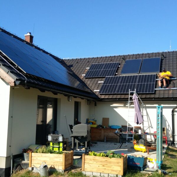 IMG-20220Marek N., 8,455 kWp + 11,6 kWh baterie728-WA0035